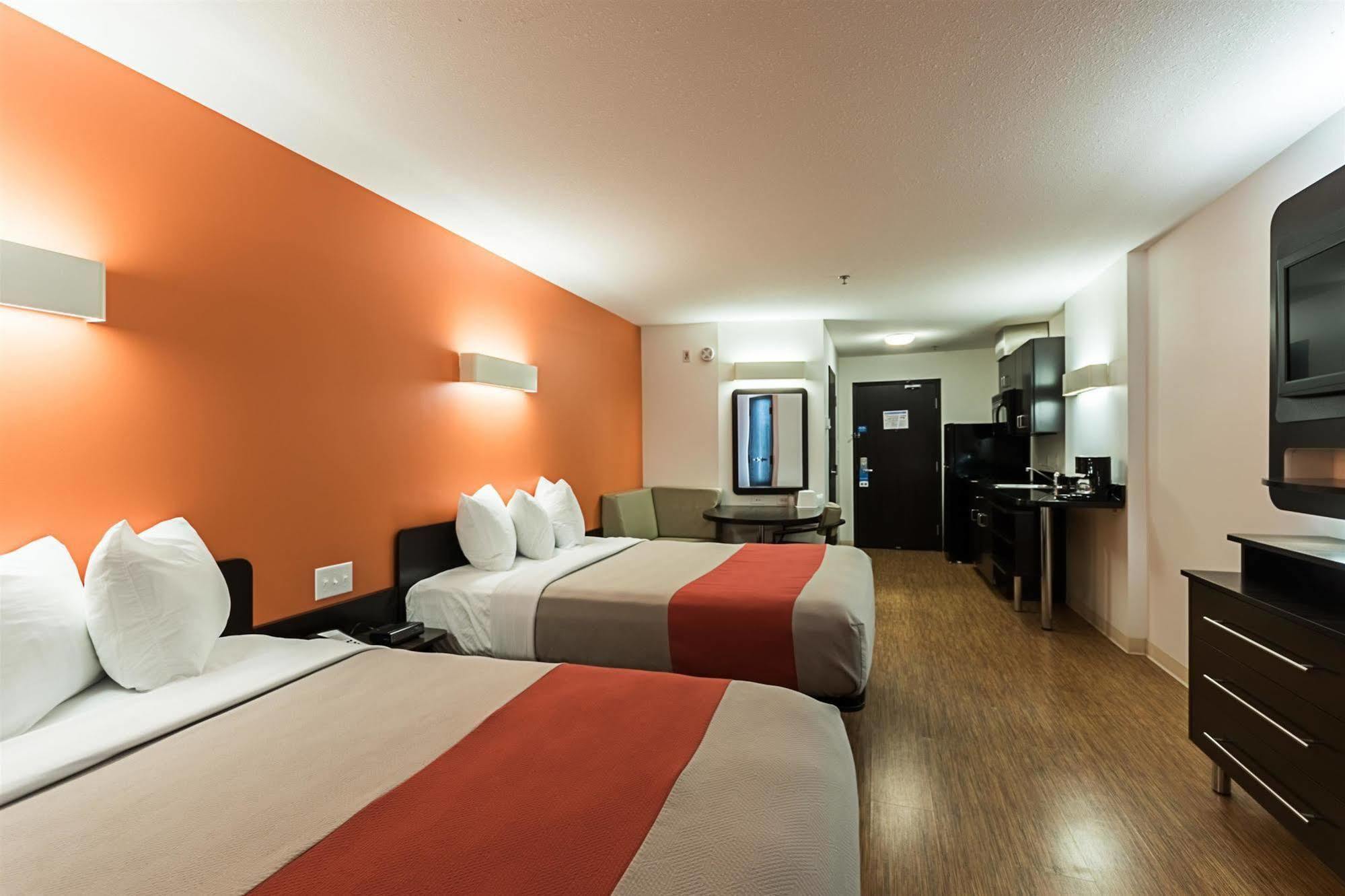 Motel 6-Moosomin, Sk ภายนอก รูปภาพ