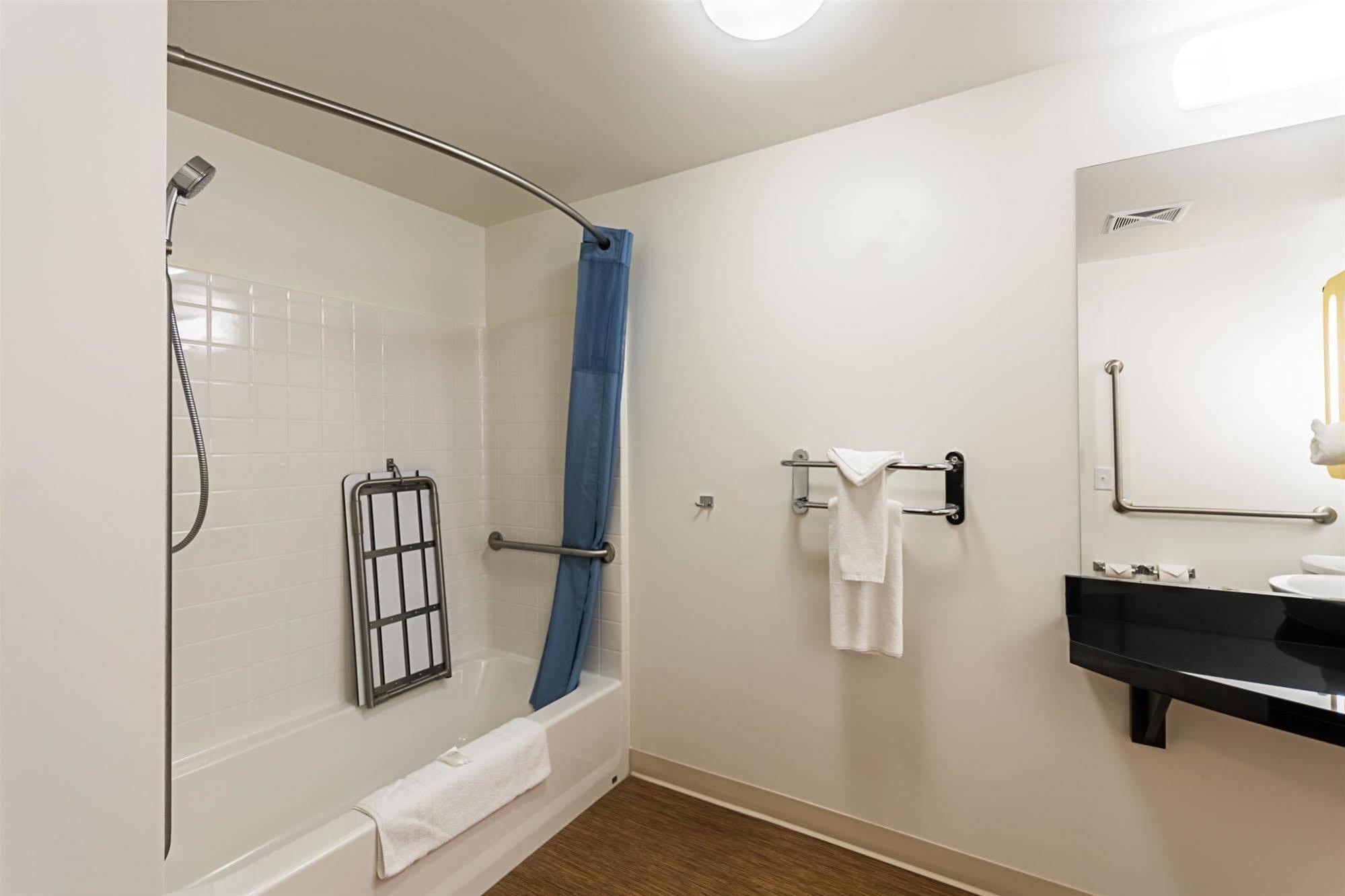 Motel 6-Moosomin, Sk ภายนอก รูปภาพ