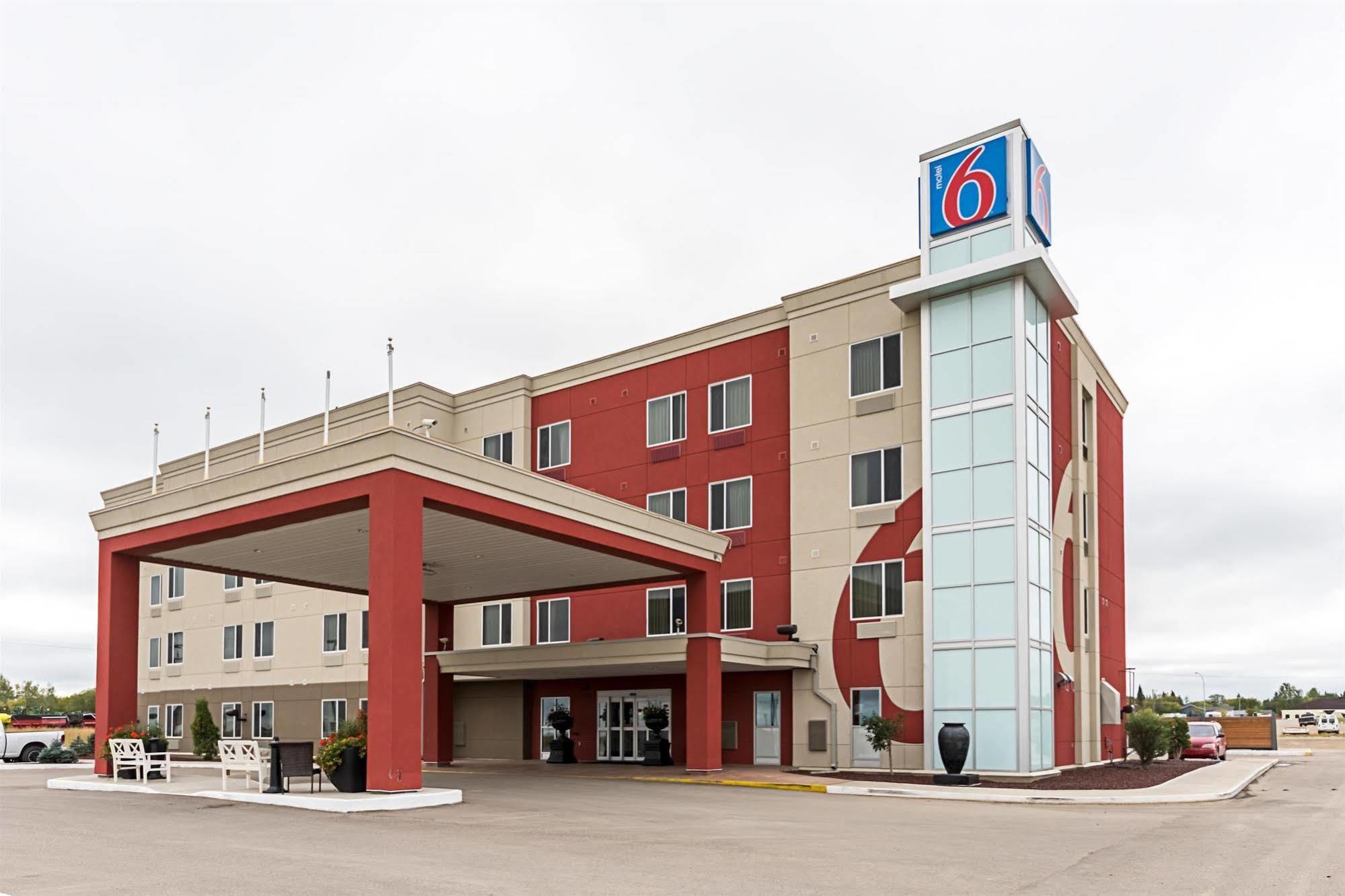 Motel 6-Moosomin, Sk ภายนอก รูปภาพ